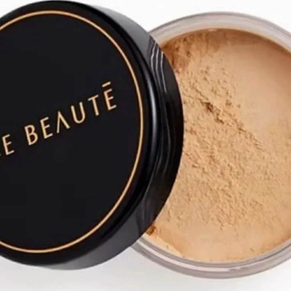 New! Ace Beaute Effortless Radiance Loose Setting Powder - So Smooth!